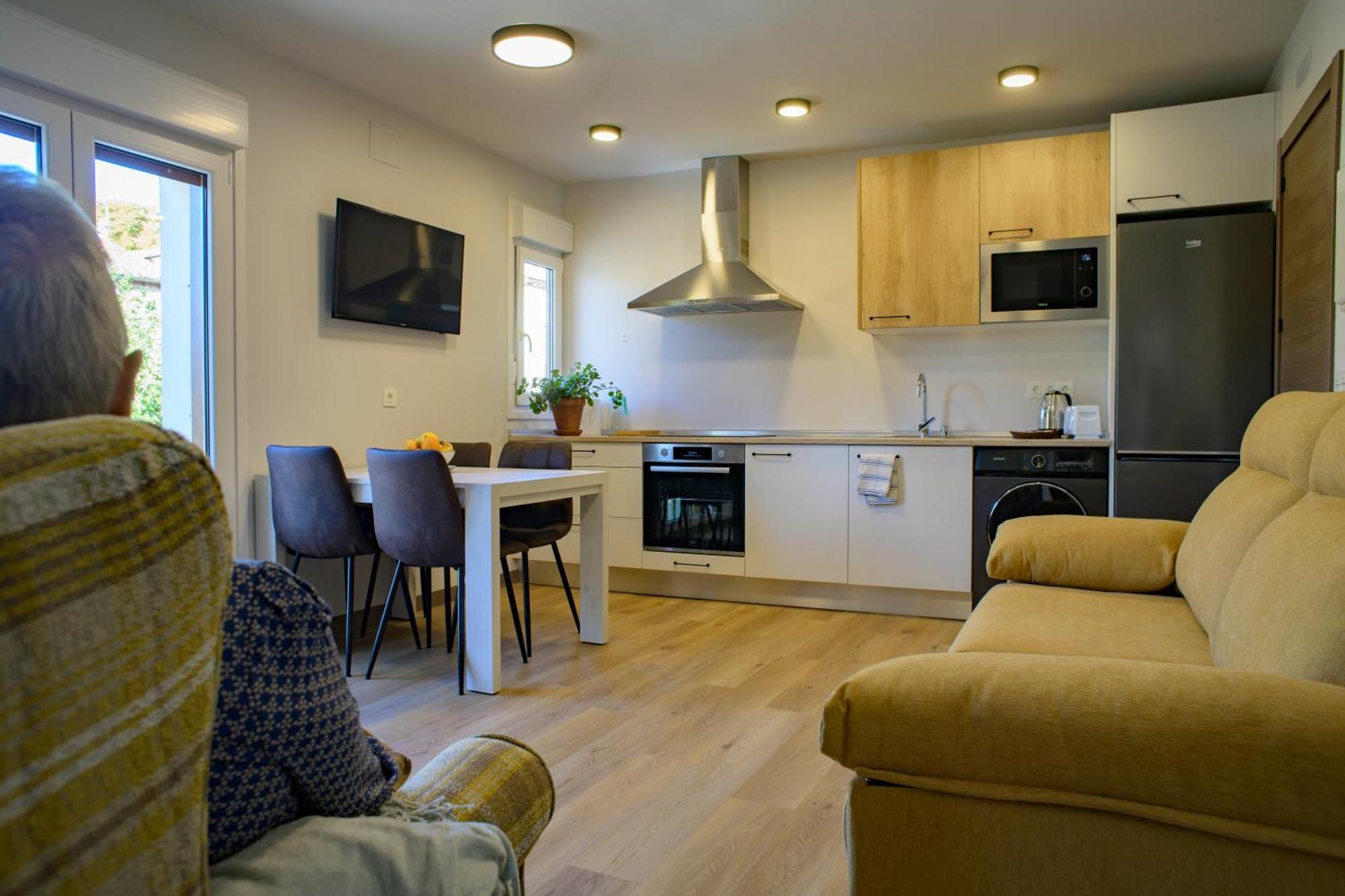 Apartamentos El Puente Коваррубиас Экстерьер фото